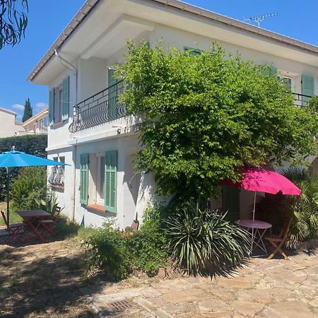 Chez Madou, T1 En Bas De Villa Et Rez De Jardin A 900M De La Mer Et Des Commerces Fréjus Exterior foto